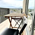 Kasper Coresi Mall - Rise Private & Apartment Brasov