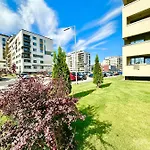 Kasper Coresi Mall - Rise Private & Апартаменты *