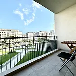 Kasper Coresi Mall - Rise Private & Brasov