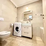 Kasper Coresi Mall - Rise Private & Апартаменты *