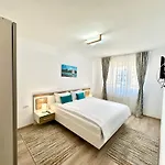 Kasper Coresi Mall - Rise Private & * Brasov