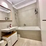 Apartment Kasper Coresi Mall - Rise Private & Brasov
