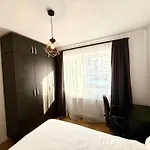 Apartment Kasper Coresi Mall - Rise Private & *