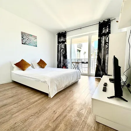 Apartamento Kasper Coresi Mall - Rise Private &