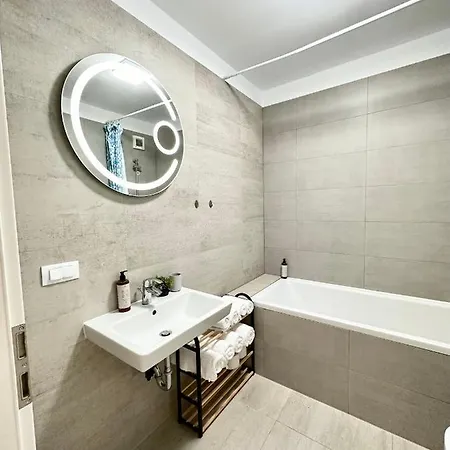Kasper Coresi Mall - Rise Private & * Brasov