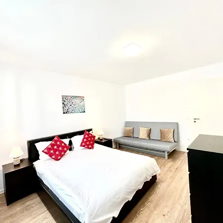 Kasper Coresi Mall - Rise Private & Brasov