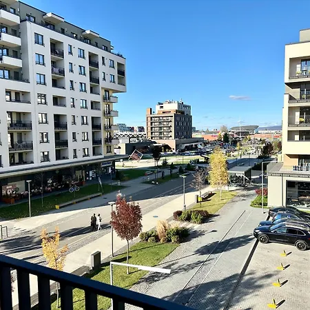 Kasper Coresi Mall - Rise Private & Brasov
