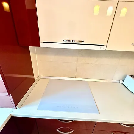 Kasper Coresi Mall - Rise Private & Lägenhet Braşov
