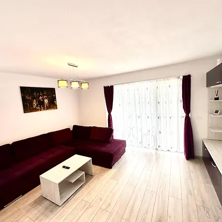 Apartament Kasper Coresi Mall - Rise Private &