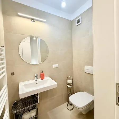 Lägenhet Kasper Coresi Mall - Rise Private & *