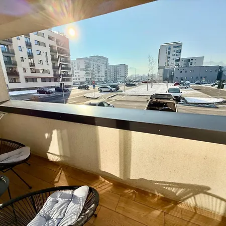 Kasper Coresi Mall - Rise Private &