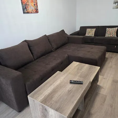 Lägenhet Kasper Coresi Mall - Rise Private &