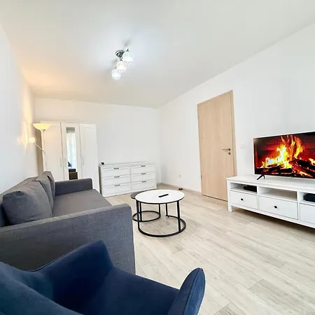 Kasper Coresi Mall - Rise Private & Apartment Brasov