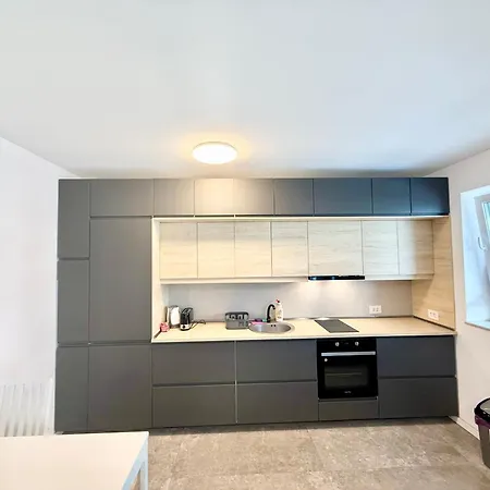 Apartment Kasper Coresi Mall - Rise Private & *