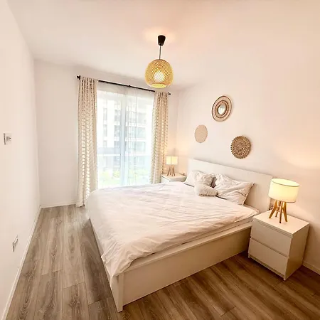 Kasper Coresi Mall - Rise Private & * Brasov