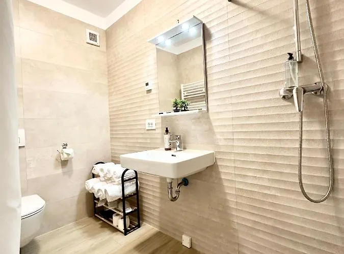 Daire Kasper Coresi Mall - Rise Private & *