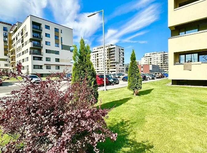 Kasper Coresi Mall - Rise Private & Daire *