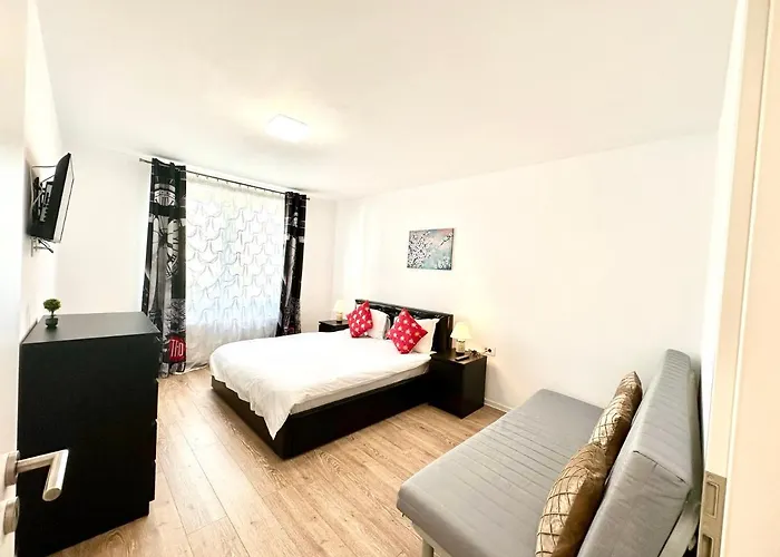 Apartment Kasper Coresi Mall - Rise Private &