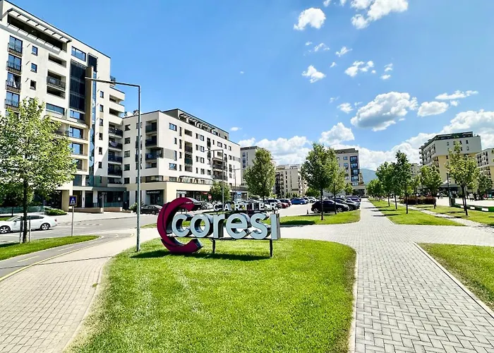 Apartment Kasper Coresi Mall - Rise Private &