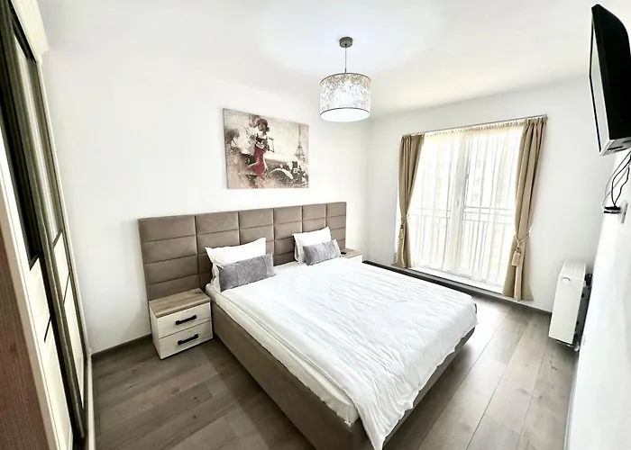 Apartment Kasper Coresi Mall - Rise Private & *