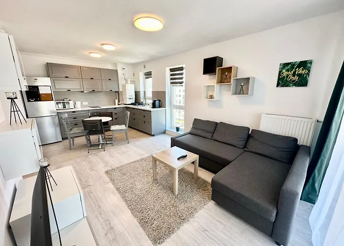 Kasper Coresi Mall - Rise Private & Apartment