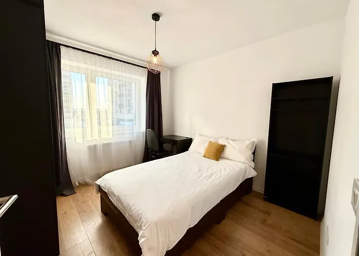 Kasper Coresi Mall - Rise Private & * Braşov