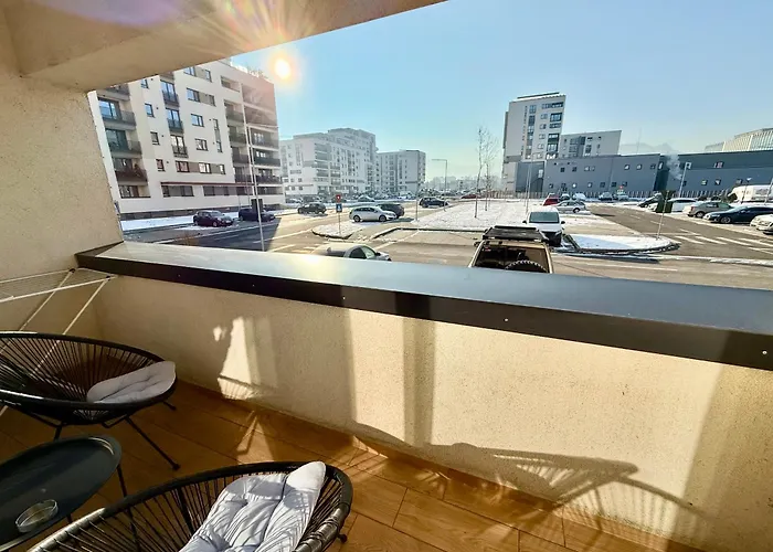 Kasper Coresi Mall - Rise Private &