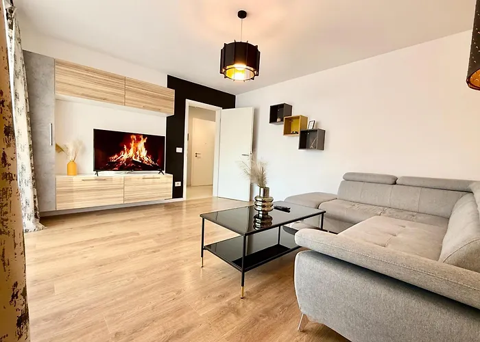 Kasper Coresi Mall - Rise Private &