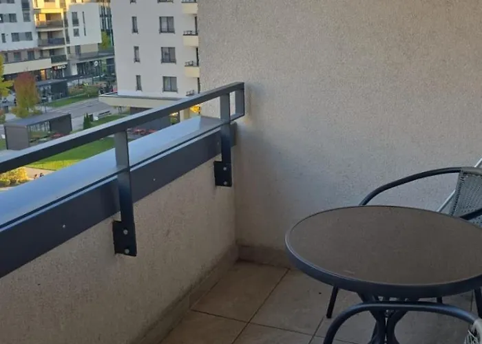 Apartment Kasper Coresi Mall - Rise Private &