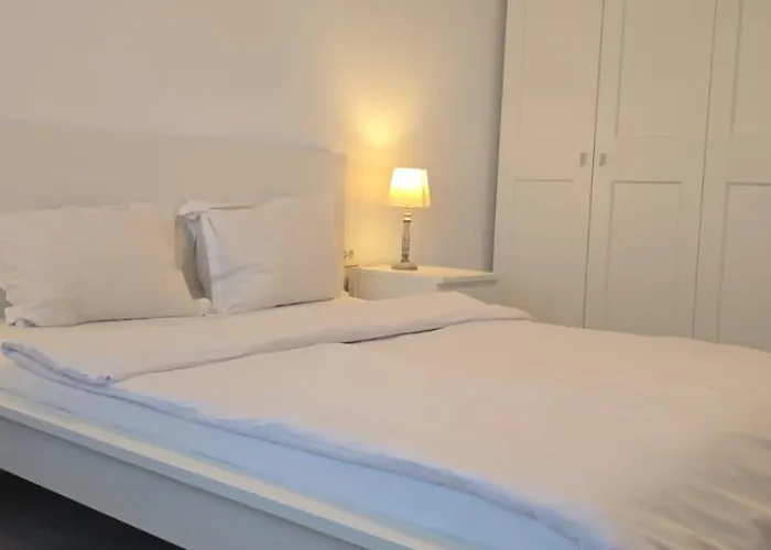 Kasper Coresi Mall - Rise Private & Brasov