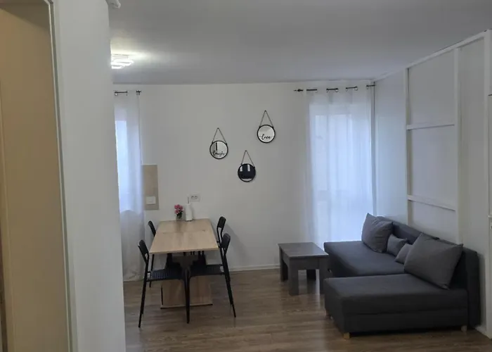 Kasper Coresi Mall - Rise Private & Brasov